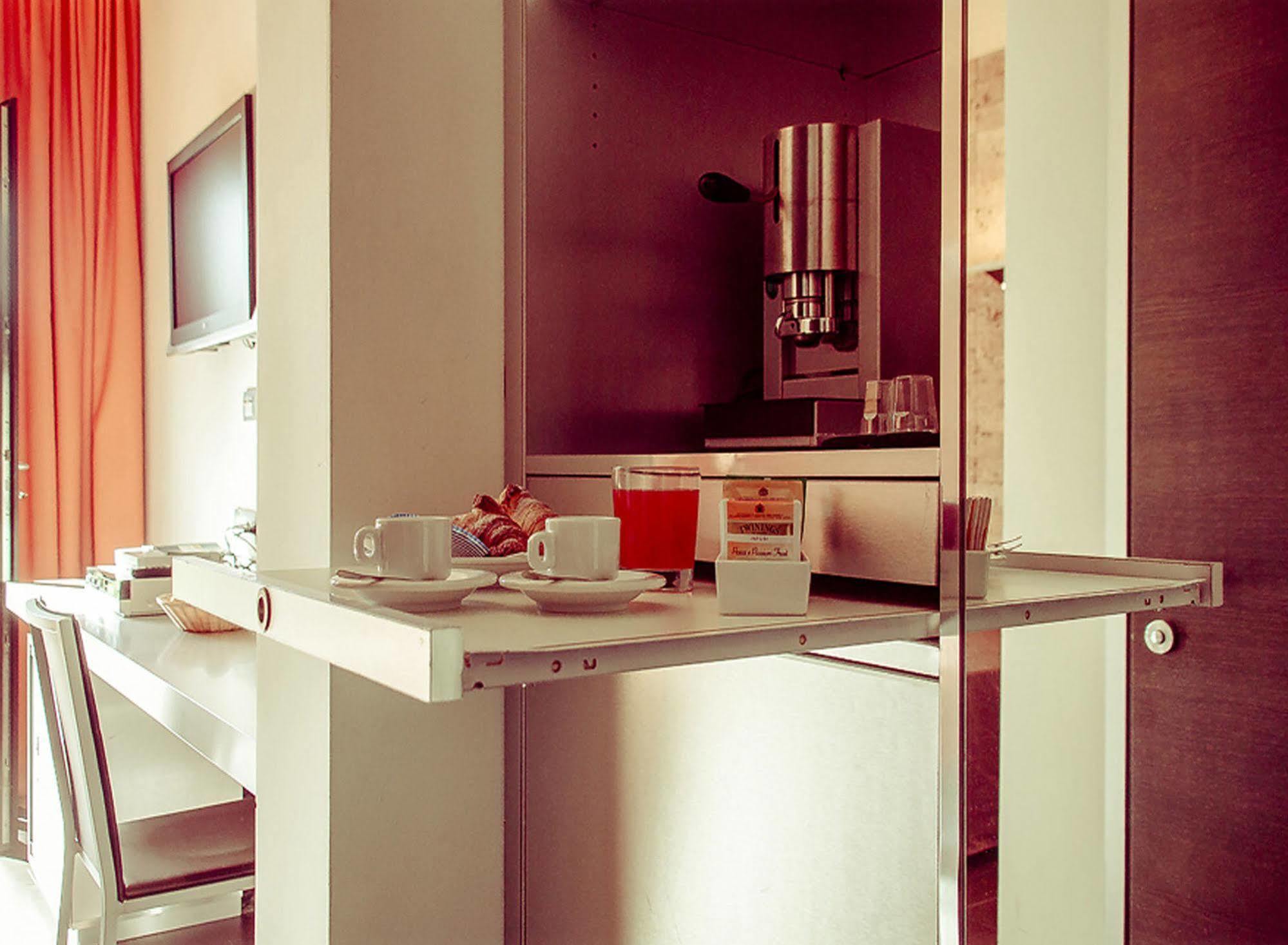 All Ways Garden Hotel & Leisure Roma Eksteriør bilde